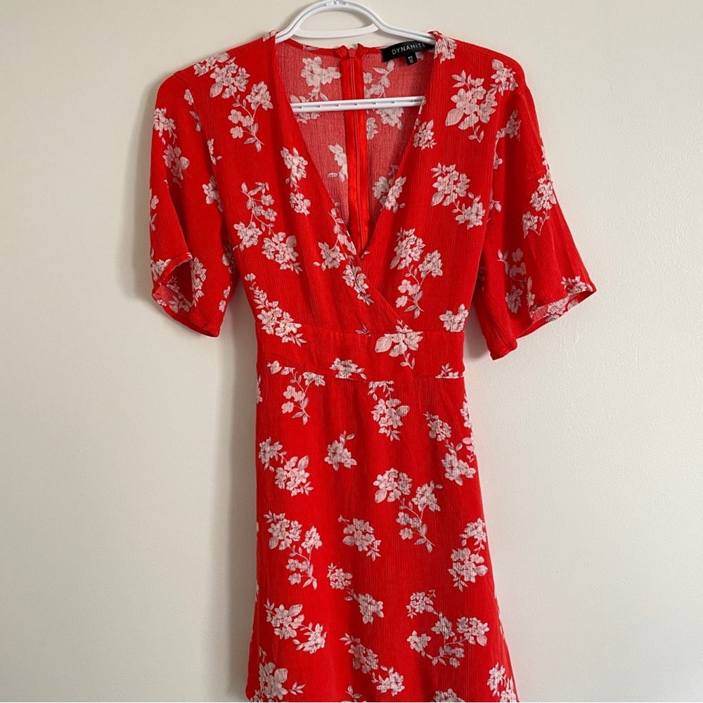 DYNAMITE Flowy Orange Floral Tie Mini Dress size S